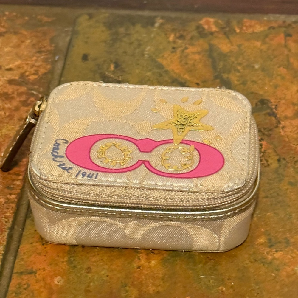 Coach Poppy Triple Pill Box - Khaki/Gold/Pink signature travel case